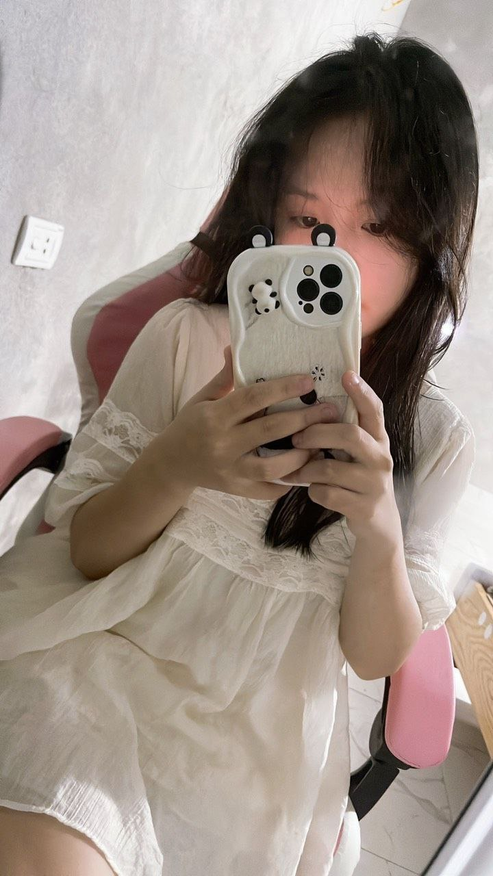 con hàng mơn mởn 