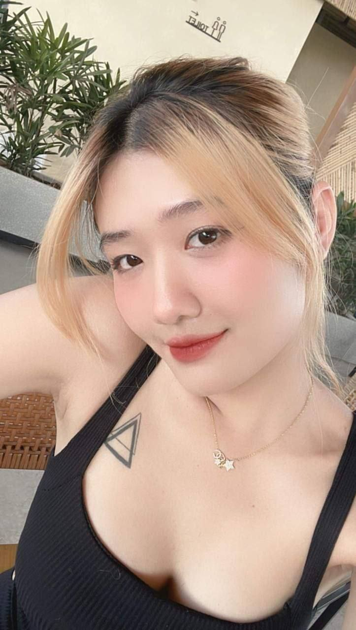 Ngọc Nga 2O1 lộ clip chịck cùng anh người yêu xem mà nóng hết cả người
