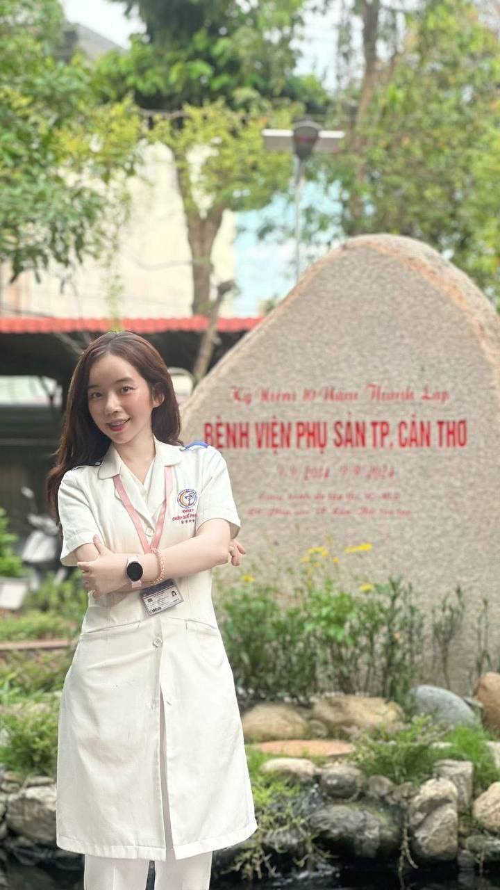 HOT em Phương y dược Cần Thơ Mình dây nhún cứ phải gọi là cháy cần 