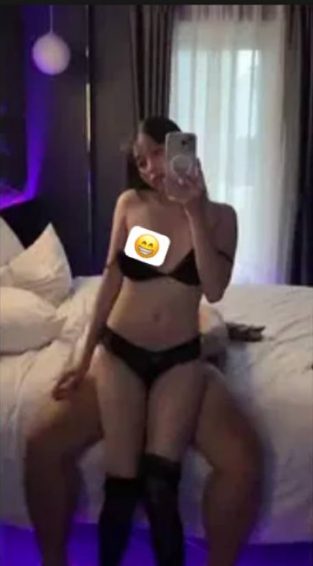B,é ny vừa đc tặ,g ipho,ne là đòi nhấ,p cho ah ny sướ,g cặ,c