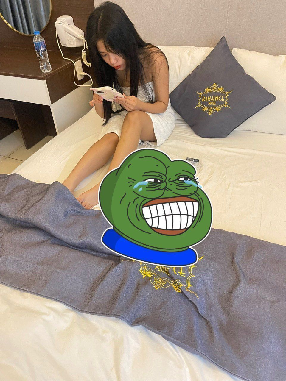 Trà My 2k7 vay tiền k trả được và cái kết bị chủ nợ bắt quay clip bạo râm bú ku làm tình các kiểu.