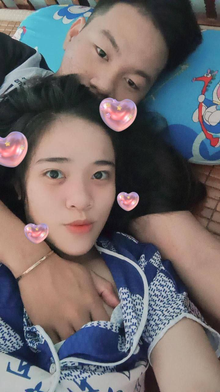 em sinh viên năm hai trải nghiệm cảm giác nhân trần cùng người yêu