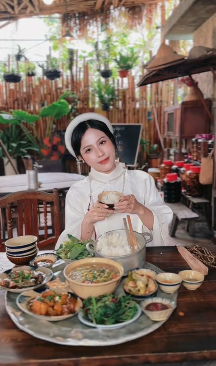 Mai Phương Anh - 2002