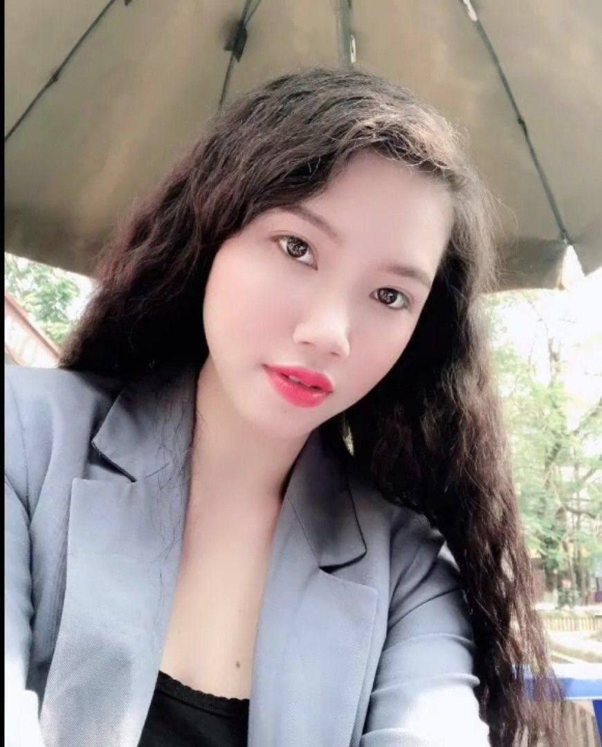 Cô giáo Trang Xinh 1998  Đừng để vẻ ngoài tri thức ăn mặc kín đáo đánh lừa ẩn sâu bên trong khát tền