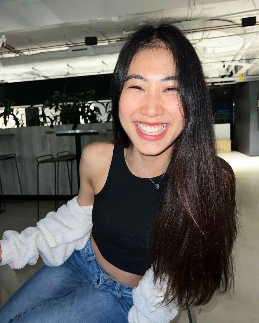 Jeny Hạnh Nguyễn Việt kiều thử sức đ!t cùng a trai cu bự đ!t e mún ná thở xuất tinh thẳng vào bím