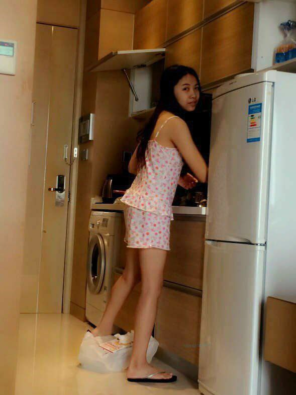 Chuẩn bị bữa sáng cho anh nhưng lại thành bữa sáng của anh