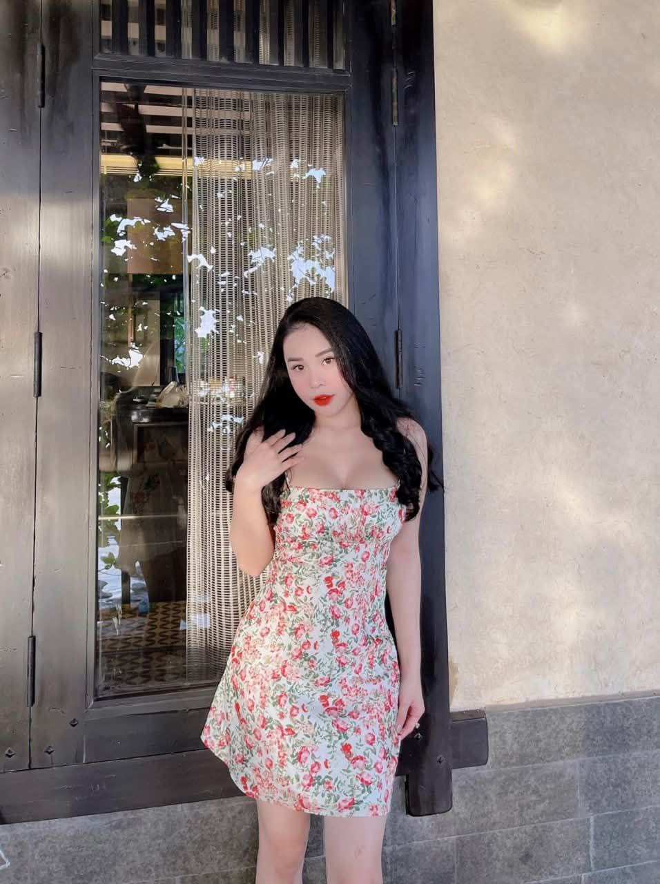 Thu Phương làm nháy cùng anh chồng trước giờ họp ''Lỡ đang đụ sếp anh gọi thì sao''