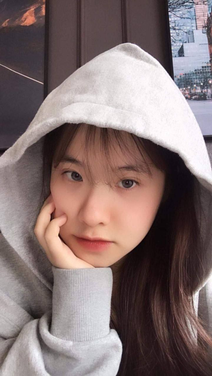 Thùy Quỳng vừa làm về đã ...