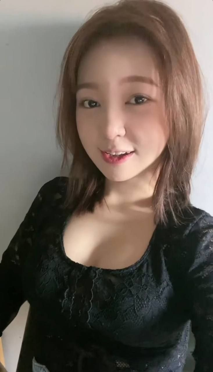 Sinh viên fwb show hàng cực d,âm 