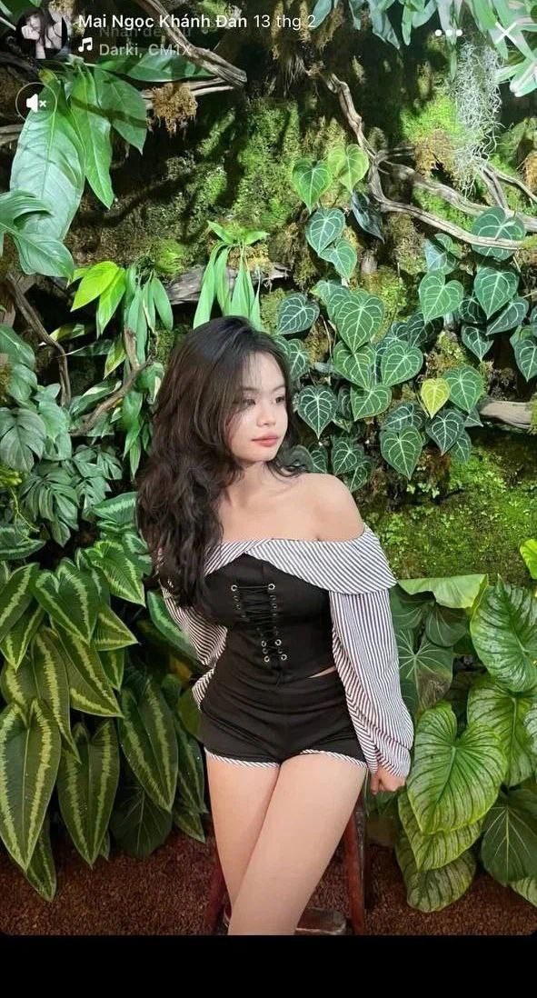 mai ngọc khánh đan móc thử đầm nha  