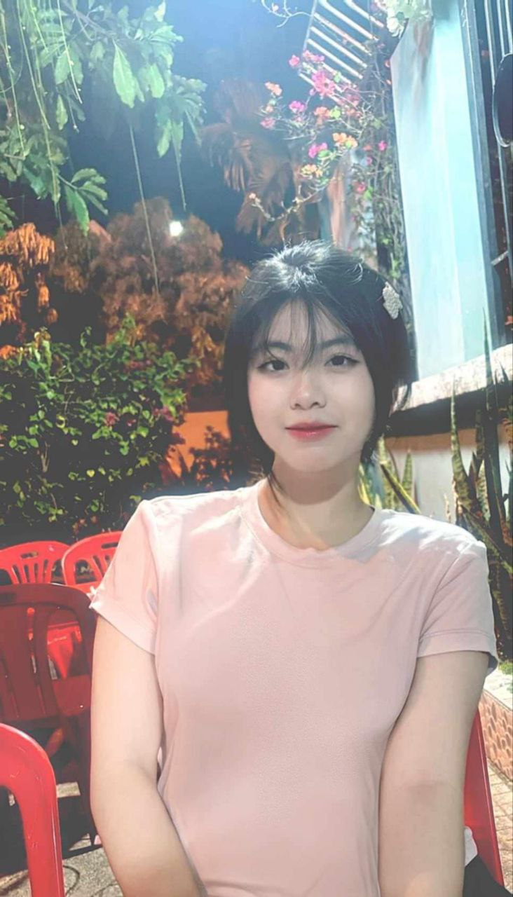 văn nguyễn thị ngọc nương 2k9 gia đình khó khăn phải đi khách để kím tiền nuôi em nhỏ cho xuất trong