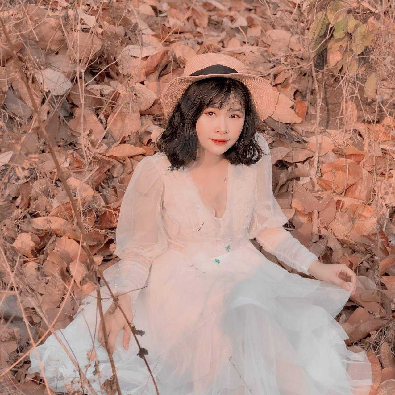 Nguyễn Ly full bộ dit bé nó, vú to đã ghê trời