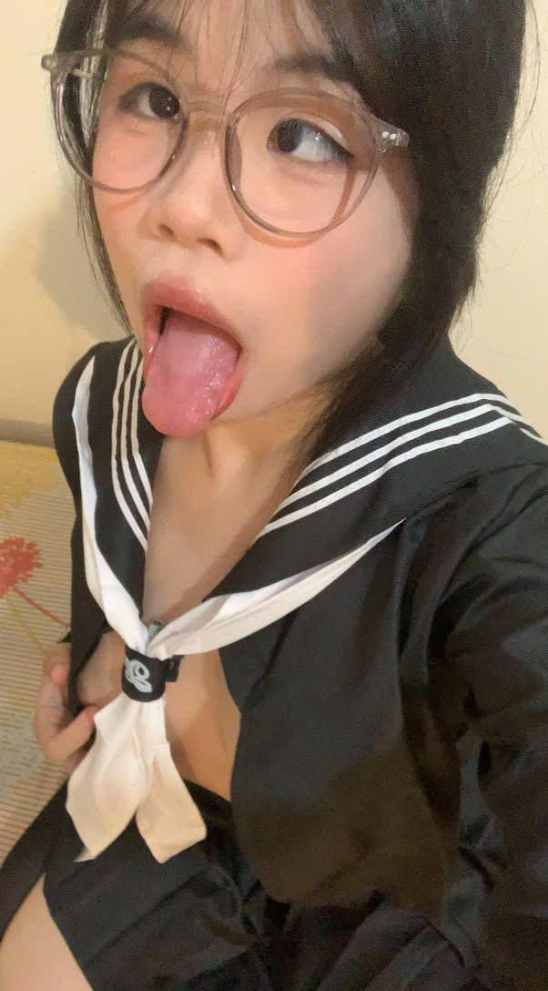 hoài thu và sở thích cosplay của ẻm 