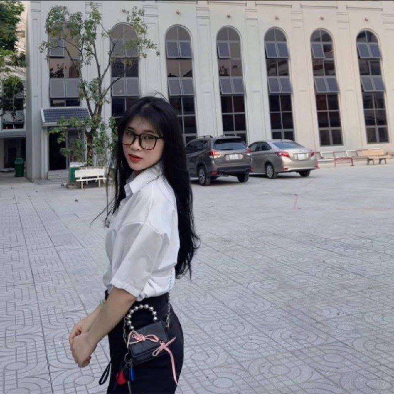 tìm ra infor của b,é siêu phẩm này nè ae 