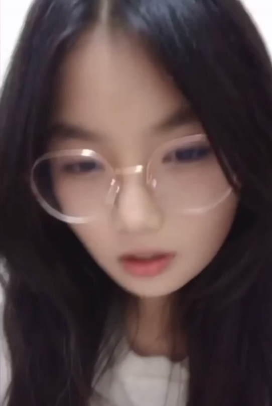 Em gái damdang mó/c mà nước bắn tùm lum 60phut