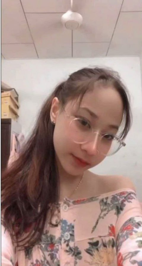 sieu pham ga thanh cong nho ban than cùng xóm đang là giáo viên mầm non 