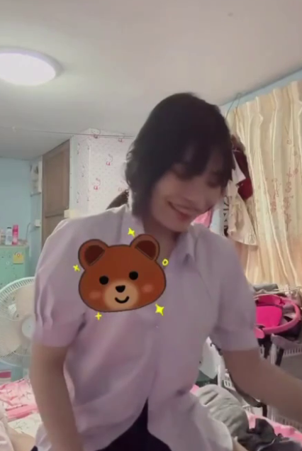 kỹ năng em hơi bị đỉnh, học thì e thua , chứ đánh vầng e top1