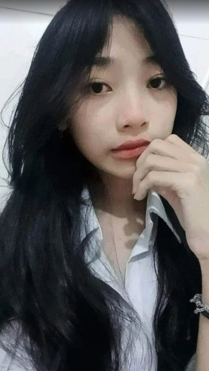 Xem em rau non cấp 3 này ngon thật chỉ thèm được chơi em nào ngon ngon nguyên zin thế này